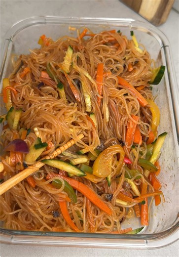 Asiatischer Nudelsalat: Schnelles & Gesundes Rezept