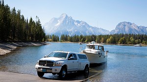 What Marine Motor Oil Will Protect Your Boat Engine?