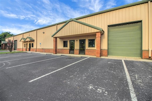 709-713 S Rossiter St, Mount, Mount Dora, FL 32757 | LoopNet