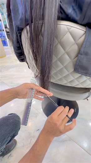 One length haircut 💇 | Viral cut for one length 😍 #reels #trending #hair #layerup #ytshorts fyp