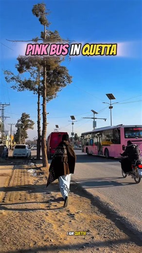 I Am Quetta on Instagram‎: "کوئٹہ میں خواتین کے لیے پنک بسیں چلنے لگی ❤️"‎