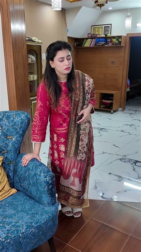 Help k chakar main Shock milgaya😲#trending #funnyvideos #youtubeshorts #ytshorts #viralshorts