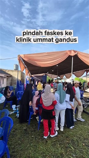 klinik ummat gandus on Instagram: "Jalan Santai dan Sosialisasi Program @perumahansubsidikotapalembang Terima kasih kepada semua pihak. Semoga kehadiran klinik ummat gandus dapat membawa kemudahan memperoleh layanan kesehatan bagi warga perumahan @suryaalampalembang dan sekitarnya. 📍Klinik Ummat Gandus, Jl. Talang Kepuh Rt.18 Gandus (samping perumahan Surya Alam 6) Palembang. ☎️ 08125050440. #kesehatan #gratis #klinikkesehatan #palembang #infokesehatan #klinikummatgandus #infokesehatan"