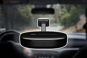 El Android Auto inalámbrico de Motorola por fin puede comprarse en España: el Motorola MA1 aterriza en el país