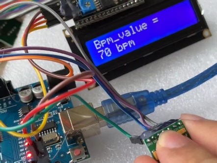 arduino也能实现人体心率脉搏采集显示？