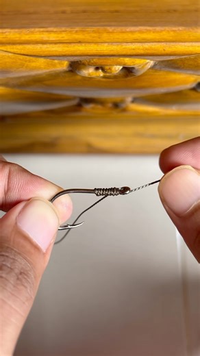 1.5M views · 12K reactions | how to tie a snell knot on a fishing hook #knot #hook #reels #reel #reelsviralfb #fishingtips #bestfishinghook | MHR Fishing | Facebook