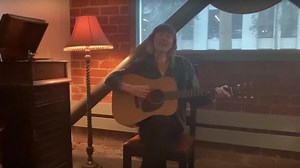 Molly Tuttle Covers Grateful Dead Classic ‘Standing On The Moon’