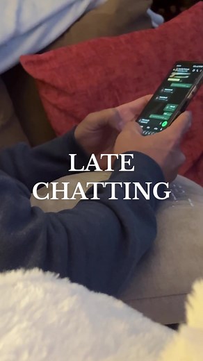 It happens to often lately🚩I thought we sorted it out😥 #cheating#chatting#husband#wifelife#couple