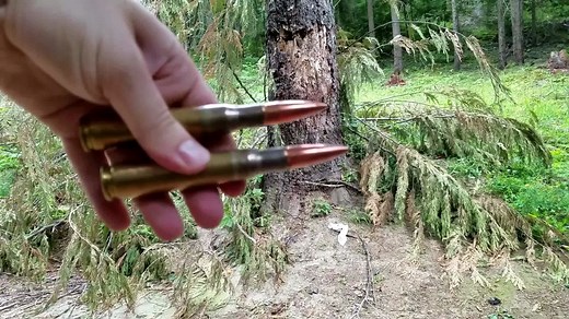 12.7mm重狙的威力有多大？一枪击碎目标