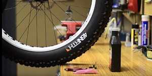 Should You Go Tubeless on a Fat Bike? The Pros and Cons | Fat Bike Planet