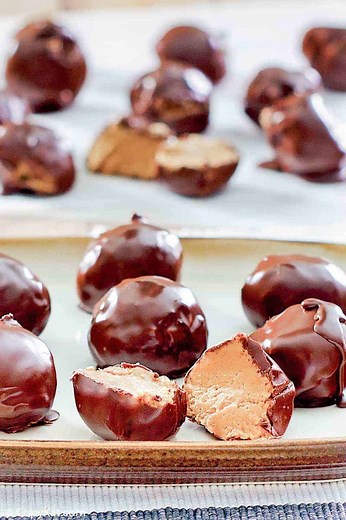 Easy Chocolate Peanut Butter Balls - No Bake Recipe