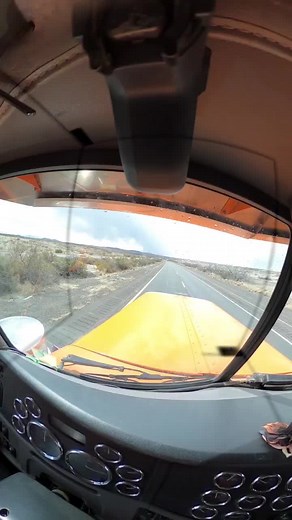 Side eye 👀#truckers #trucking #trucker #truckerlife #truck #truckerslife #truckdriver #trucks #trucklife #truckdrivers #truckinglife #peterbilt #bigrig #kenworth #truckdaily #wheeler #truckin #trucksofinstagram #truckporn #transport #logistics #freightliner #life #trucknation #diesel #transportation #truckstop #truckerstyle #largecar #truckernation