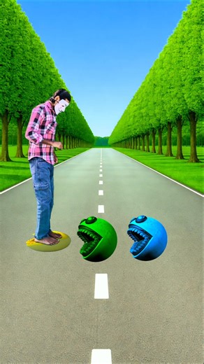 wait me jump on new colour monster Pac-Man vs Big monster Pac-Man #shorts #youtubeshorts