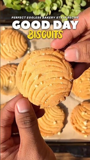 🍪😍 Eggless nutty good day biscuit recipe 😍 #goodday #biscuit #cookies #baking #eggless #ytshorts