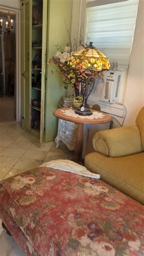 Such a Nice Antique Store on Route 66 #california #deividasstrole #mojavedesert