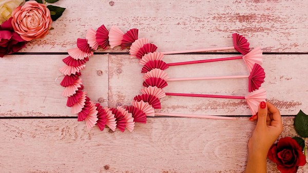 Transforming Paper Into DIY Creative Wonders