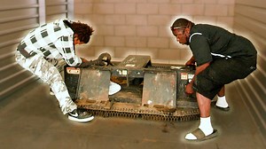 13M views · 10K reactions | This $5 dollar bid on a mystery box ended up paying out BIG TIME! | Storage Wars on A&E | Facebook