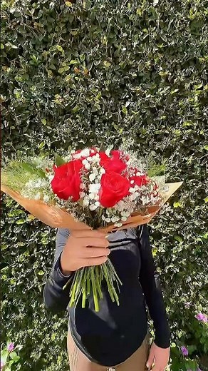 Buquê de 20 rosas vermelhas