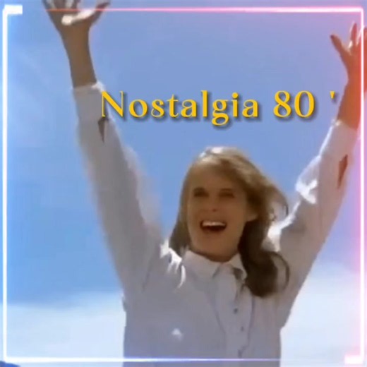 🎬 Nostalgia Anos 80: Os Filmes que Marcaram Época ⭐ Uma década onde cada história tinha alma, as trilhas ficavam para sempre na memória e os personagens viravam amigos ❤️🔥 Romances, aventuras, comédias e ficção científica que até hoje a gente assiste com o mesmo brilho nos olhos. Pura magia do cinema que não envelhece! 🚀💖 Quem viveu sente saudade, quem não viveu descobriu um tesouro ✨ #Anos80 #Nostalgia80 #Filmes #Cinema #sessaodatarde