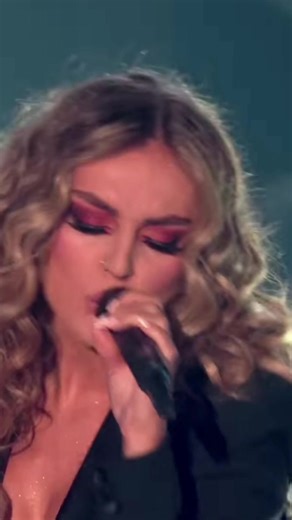 Little Mix Power Performance - Perrie Edwards & Jade Thirlwall