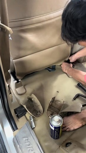 141K views · 1.4K reactions | Hướng dẫn tháo lắp nội thất ——————————————- Dịch vụ chăm sóc ô tô Phân phối cung cấp sản phẩm chăm sóc ô tô Đào tạo nghề chăm sóc ô tô Tuấn Black Ô Tô 608,Đinh Đức Thiện,Tân Quý Tây,Bình Chánh | Chăm Sóc Xe Tại Nhà | Facebook