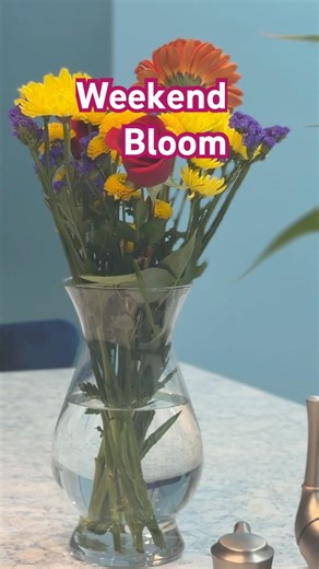 PETALS OF JOY and SUNSHINE IN MY KITCHEN COUNTER #shorts #weekendvibes #fyp #freshflower