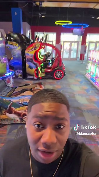 Reinventing Chuck E Cheese: A New Experience!