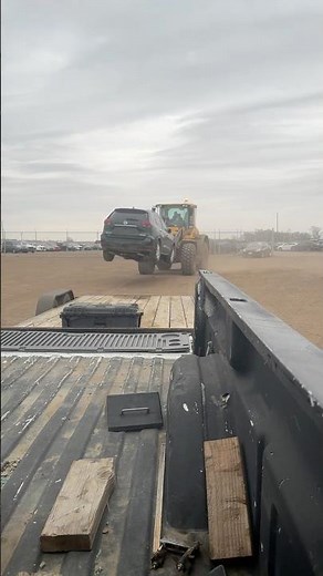 Picking Up a Salvage Car From Auction! #ebay #reseller #carparts