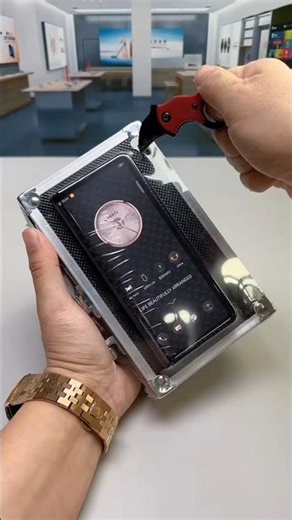 The Folding Revolution: A Complete Guide to the Top Tablet-Sized Smartphones #shorts