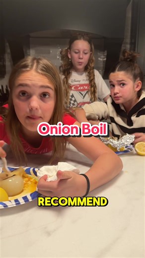 Literally worth all the hype! You can use any spices really!!#onionboil #recipe #food
