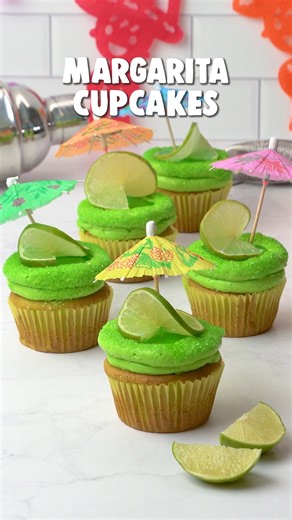 Cupcakes with a twist of lime and a pinch of party🍹🍋‍🟩🧁 | So Yummy