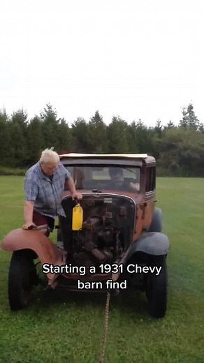 1931 Chevy barn find start-up #restoration #oldcar #vintage #oldchevy #classic