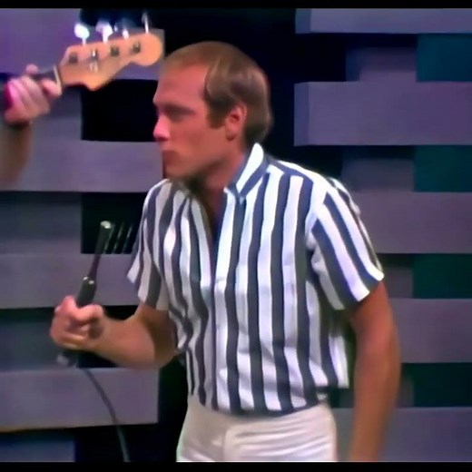 Barbara Ann – The Beach Boys live 1965