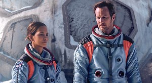 Halle Berry’s ‘Moonfall’ Movie Gets Official Trailer – Watch Now!