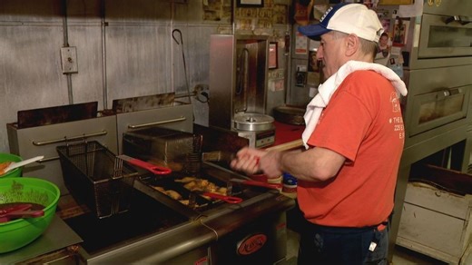 Brandon's Bites: Kosta's Pizza House