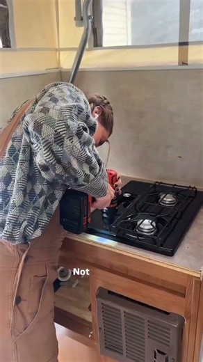 Part 2: Applying peel and stick counter tops!