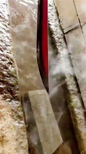 cool technique for cooling a forged sword #shorts