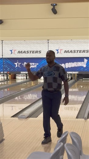 388K views · 5.7K reactions | DeeRonn Booker shoots 300  Booker, who has already defeated Giorgio Clinaz, Anthony Simonsen and Jake Peters in the winners bracket, just fired 279 and 300 to take a 579-431 lead over EJ Tackett. | Professional Bowlers Association (PBA) | Facebook