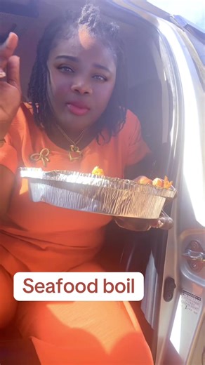 Once in a while hope my doc don’t see this post 😭😭😭😭 #seafoodboil #oldharbour #woodflames