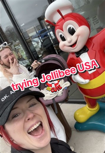 drove almost an hour to try @Jollibee USA! don’t worry girlas, we got the chicken joy with extra gravy too and happy to report, it tastes just like in the PH 🙏 #jollibee #dokidokiboii #biniph