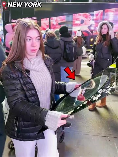 spary paint my mirror 🪞#spraypaint #mirror