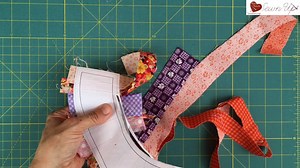 99K views · 1.7K reactions | Time to make a fun block. This is a take on the traditional wedding ring block. I made it in an improv fashion using the paper ring as a stabiliser. Get the template and the full video: https://mypatchwork.wordpress.com/2018/05/13/video-tutorial-scrappy-wedding-ring-quilt-block | TeresaDownUnder | Facebook