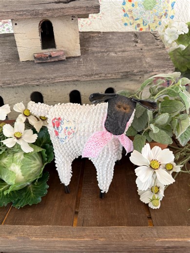 Primitive Spring Sheep, Easter, Farmhouse, Vintage Quilt - Etsy