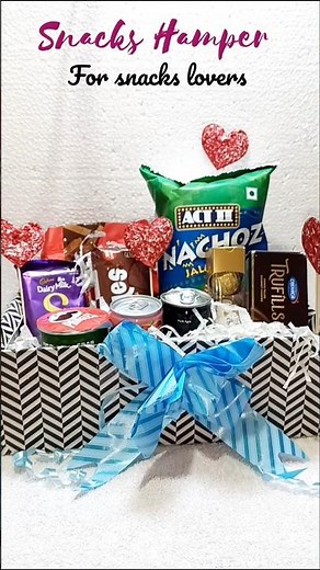 🎁 Snacks Hamper for Snacks Lovers 😍🍫 | DIY Gift Idea #shorts #giftideas #hampers #snacks
