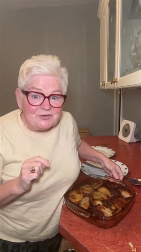 Corned beef hash my way #cornedbeef #beef #hash | Nannabea Cooking