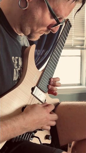 Working on hybrid shred lines/laughing like a dweeb 😆❤️ #guitar #nerd #laugh