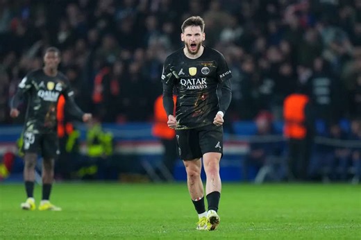 That goal wasn’t easy #kvaratskhelia #chelsea #psg #championsleague #fyp