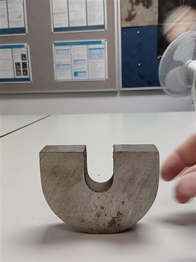 Strong U-shape magnet and its magnetic field #physics #sciencetok #physicsfun