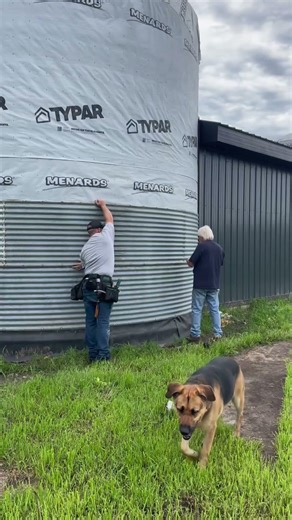 A few videos of our grain bin house project #grainbin #homeconstruction #homebuilding #homedesign