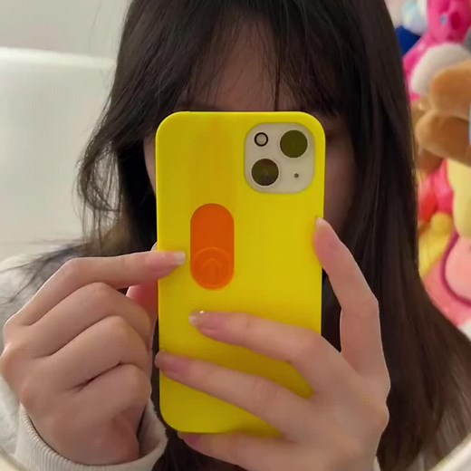 Stylish Yellow Smartphone Case with Unique Pop Socket